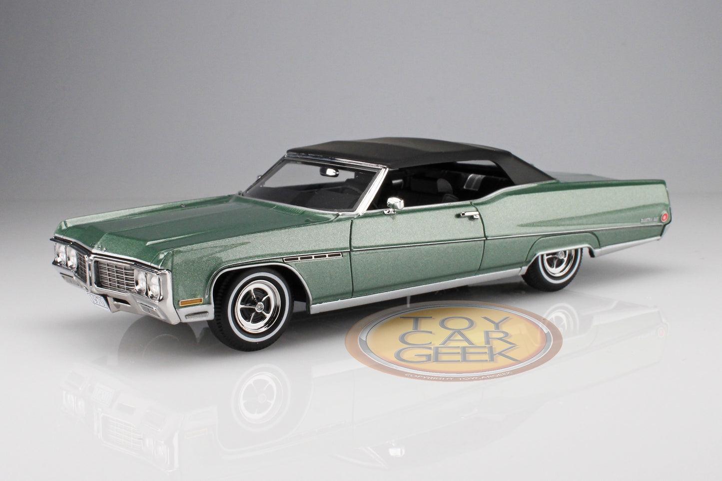 1970 Buick Electra 225 Convertible, Closed