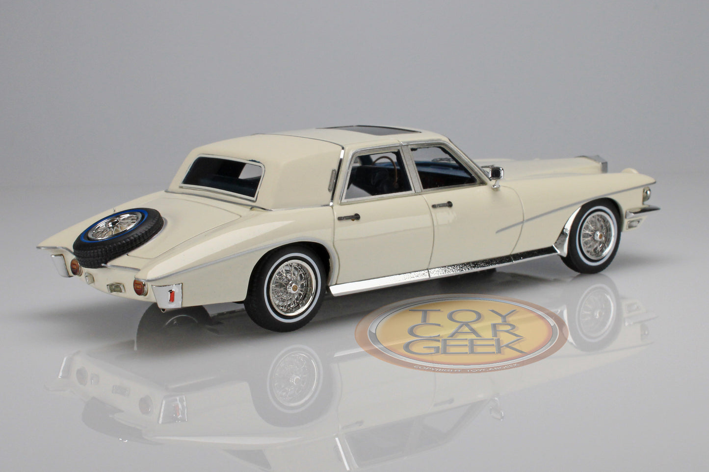 1971 Stutz Duplex Sedan