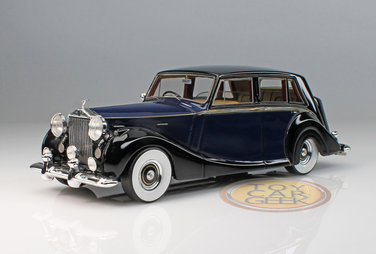 1952 Rolls-Royce Silver Wraith Park Ward Saloon - Black/Blue (Pre-Owned)