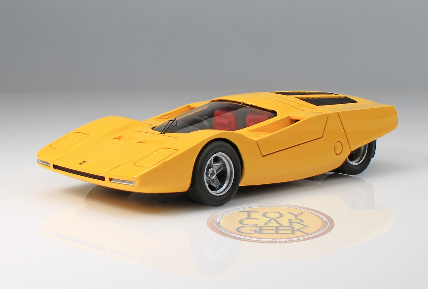 1969 Ferrari 512S Berlinetta Speciale - Yellow (Pre-Owned)