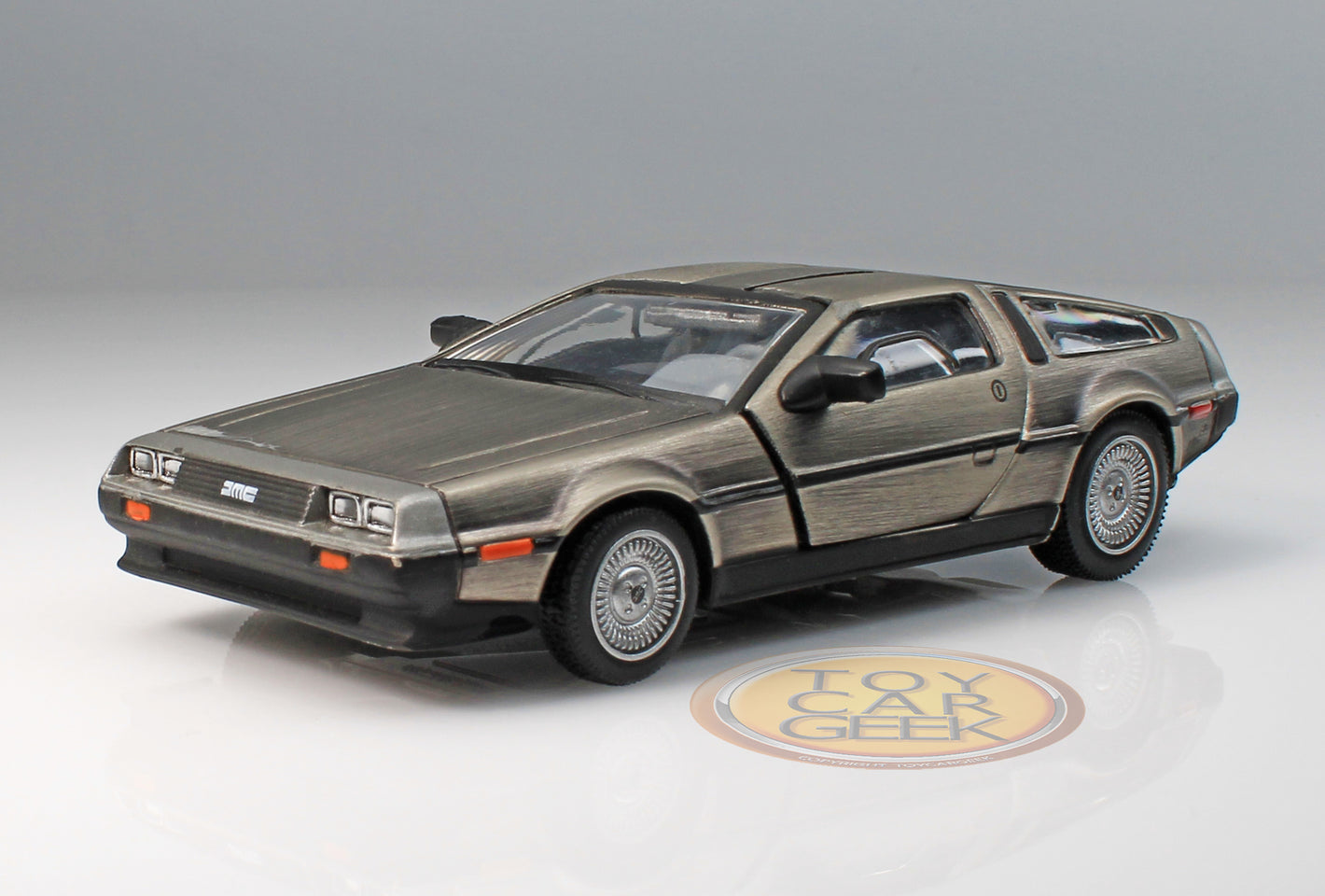 1981 DMC DeLorean - Silver (Pre-Owned)