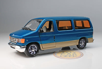 1992 Ford Econoline Club Wagon - Blue (Pre-Owned)