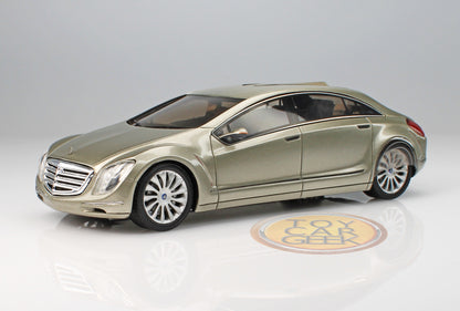 2007 Mercedes-Benz F700 Concept - Gold (Pre-Owned)