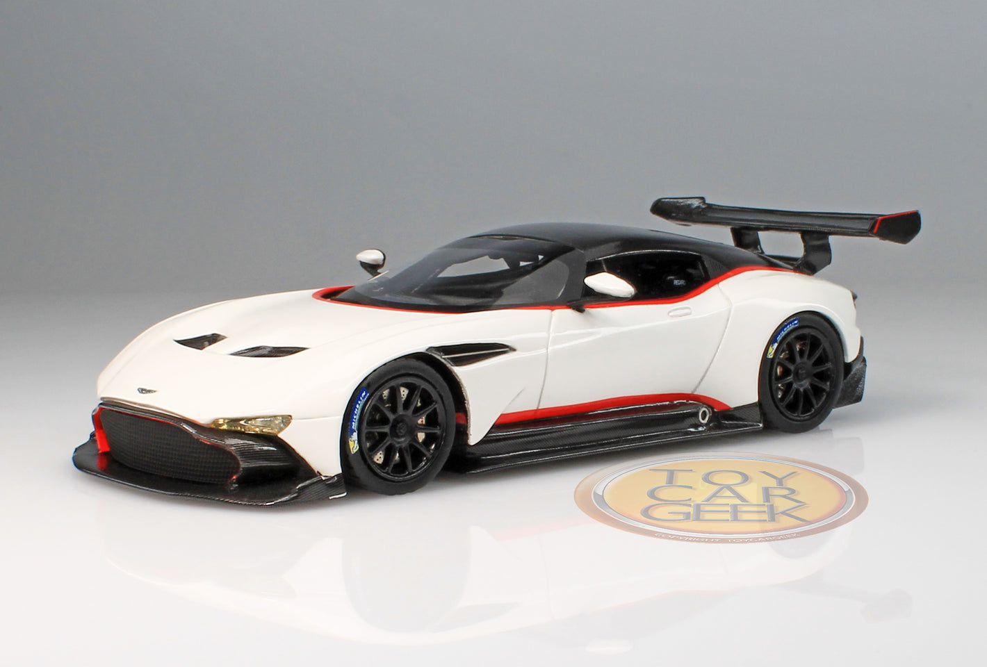 2015 Aston Martin Vulcan - White (Pre-Owned)