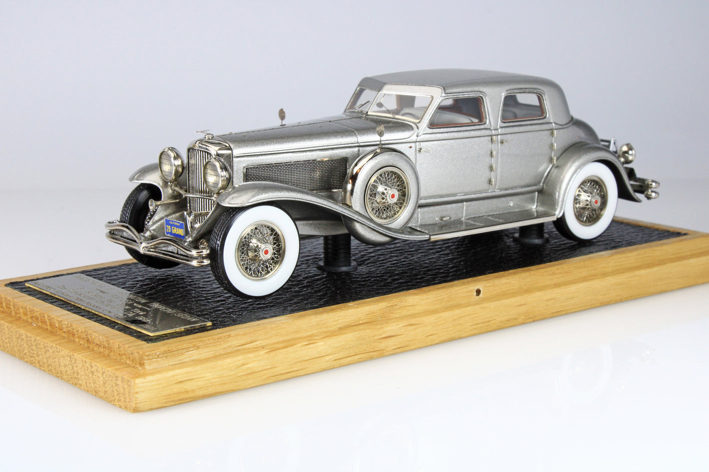 1933 Duesenberg SJ Arlington Torpedo Sedan "Twenty Grand"