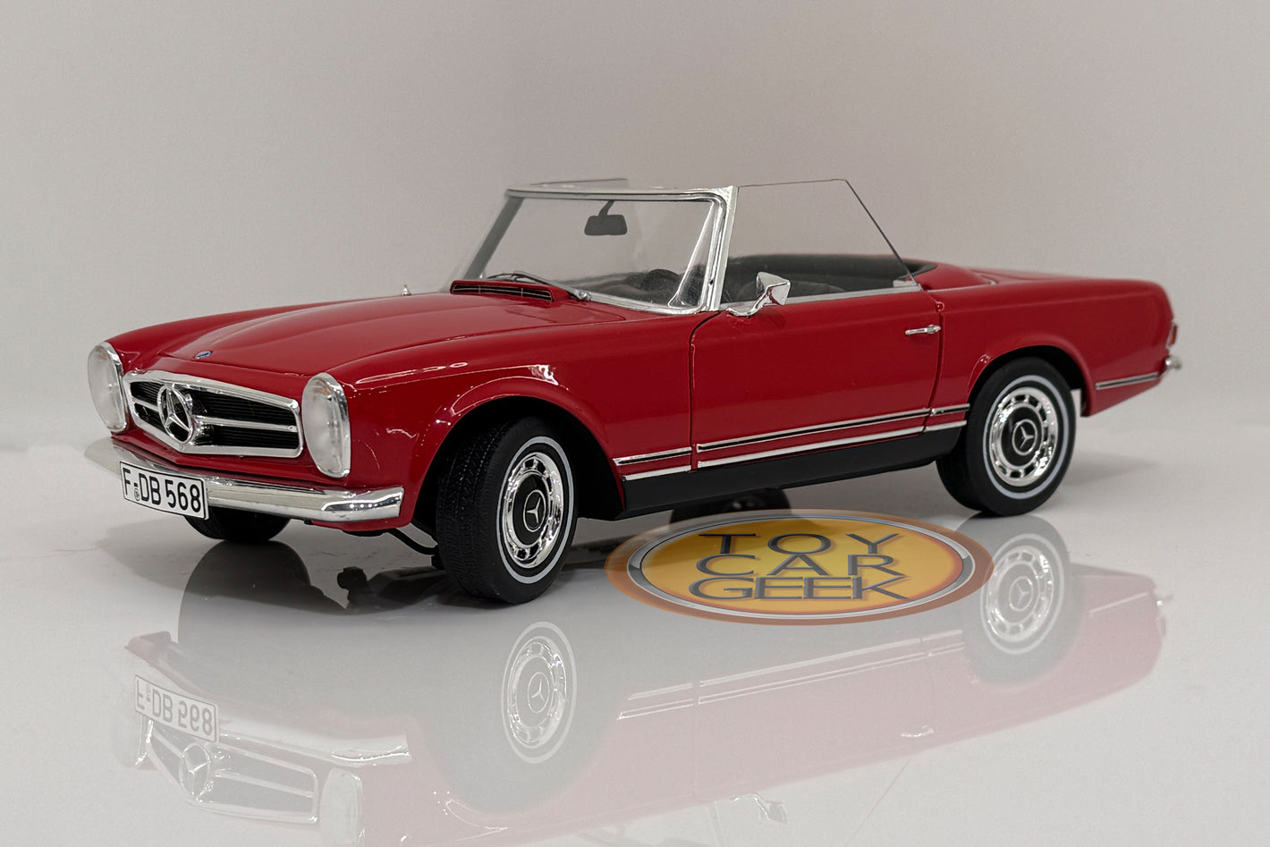 Mercedes-Benz 280 SL (Pre-Owned)