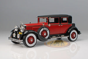 1928 Cadillac Series 341A Town Sedan - Red/Black