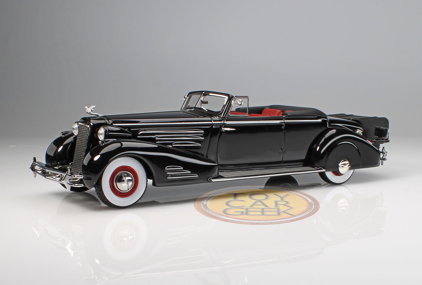 1934 Cadillac 452D V16 Victoria Convertible Coupe, Open - Black