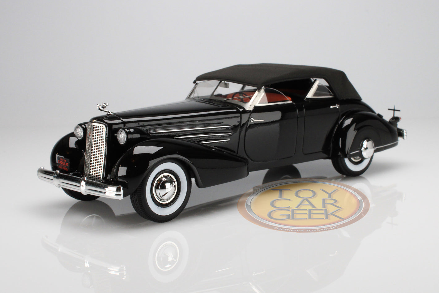 1937 Cadillac V16 Dual Cowl Sport Phaeton, Closed