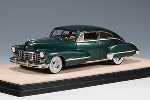 1947 Cadillac Series 62 Club Coupe - Green Metallic