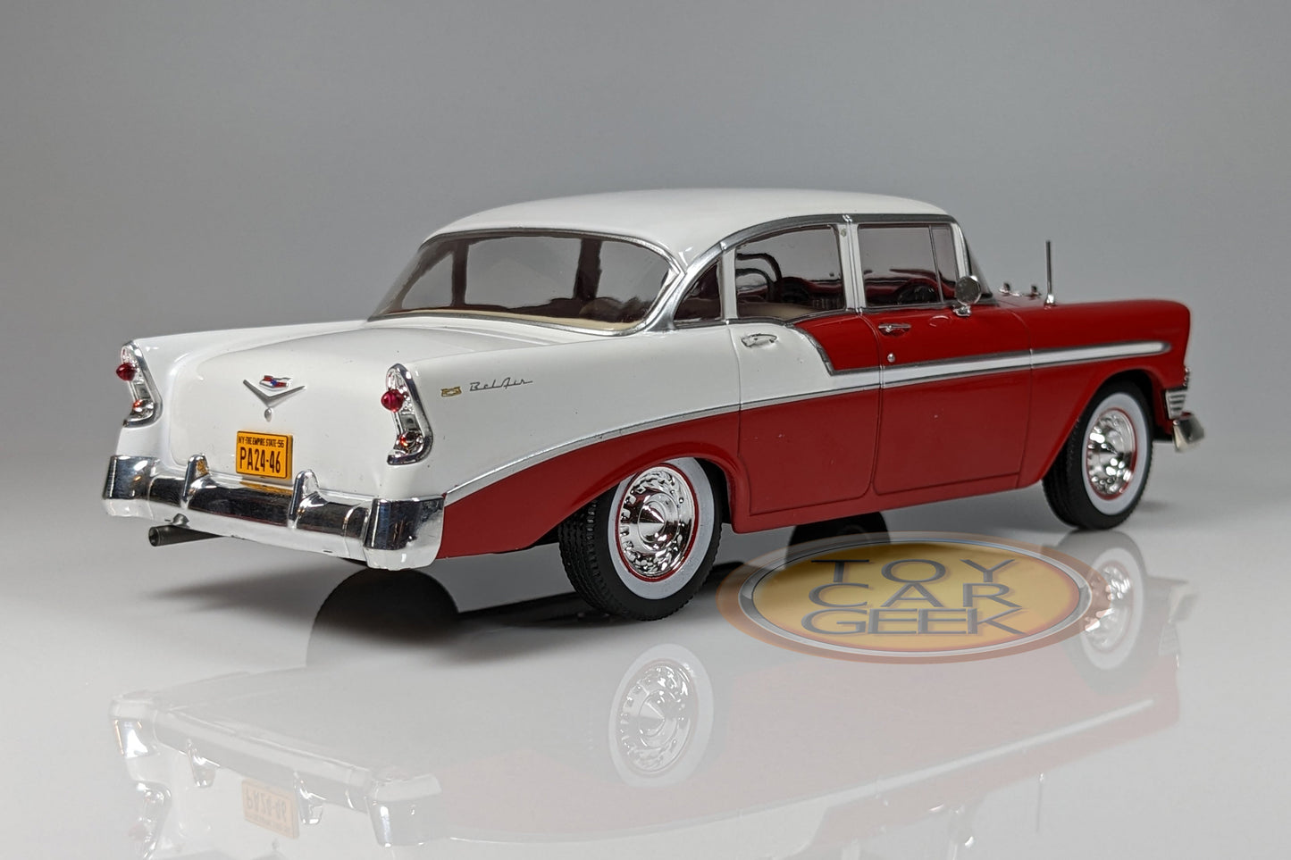 1956 Chevrolet Bel Air, Red/White