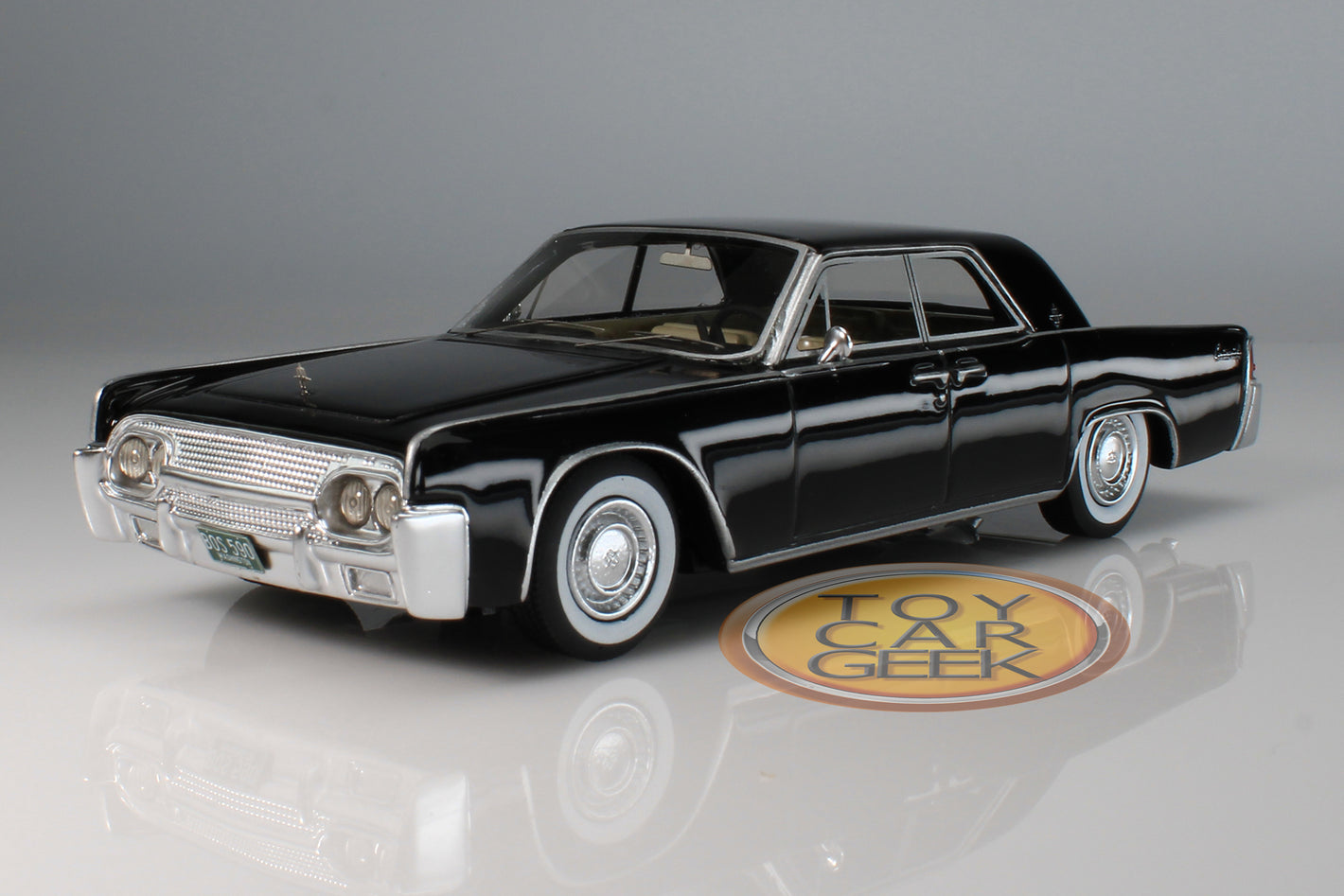 1961 Lincoln Continental (Pre-Owned)