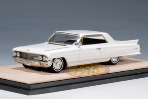 1962 Cadillac Coupe De Ville - Olympic White
