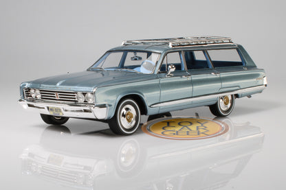 1966 Chrysler Town & Country Wagon