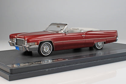 1970 Cadillac DeVille Convertible, Red (Pre-Owned)