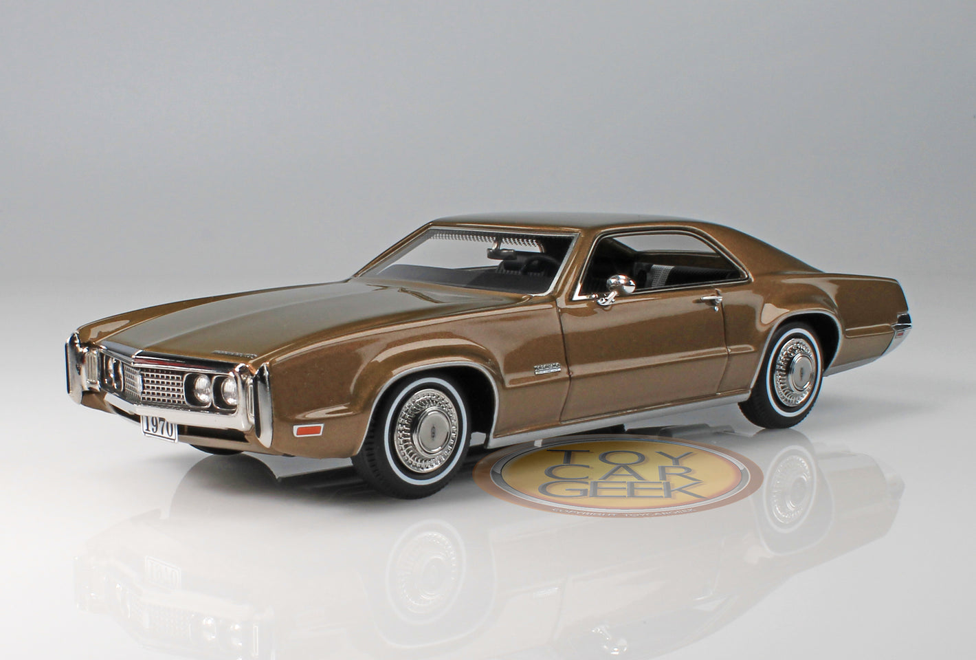 1970 Oldsmobile Toronado GT - Cinnamon Bronze