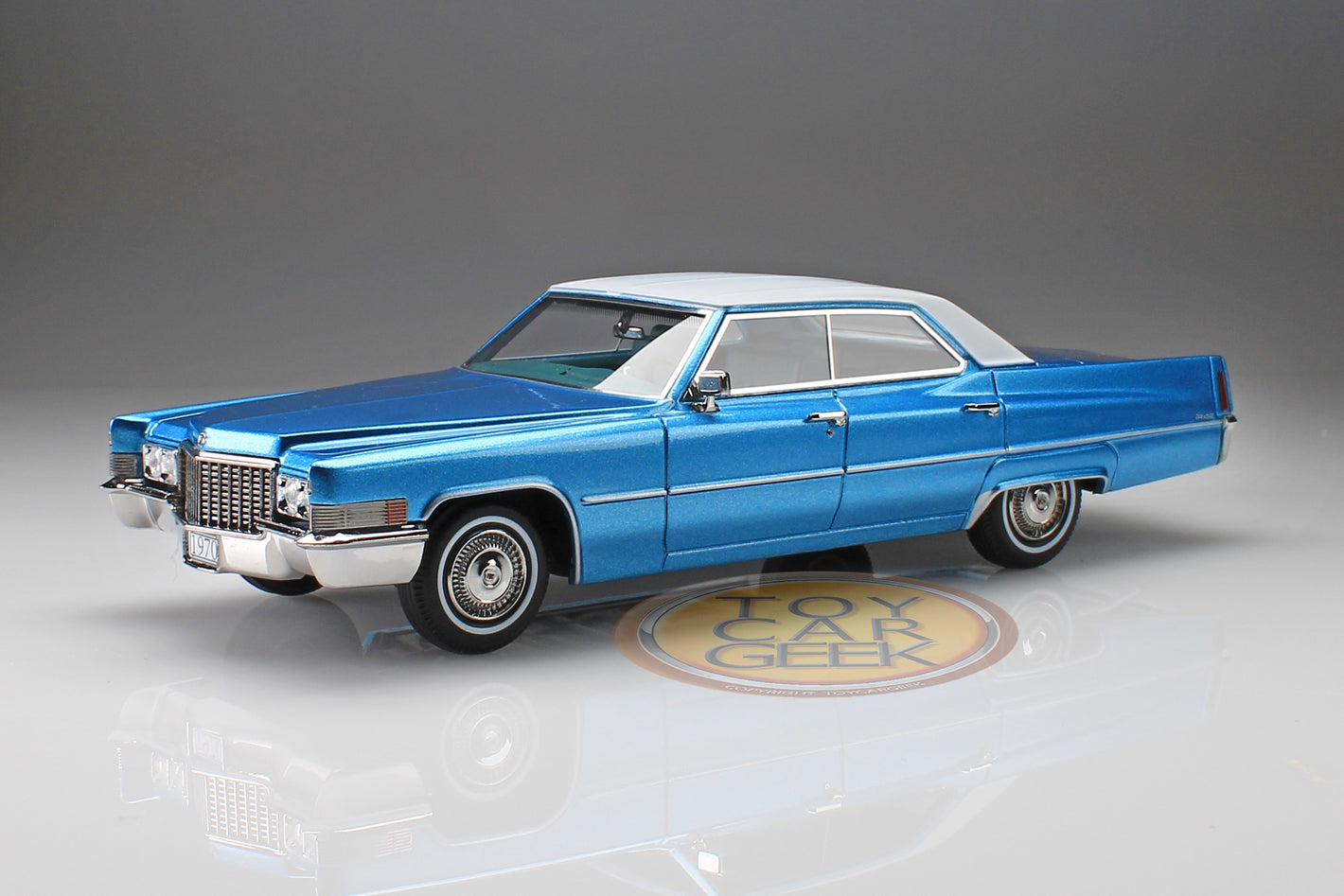 1970 Cadillac Sedan De Ville - Corinthian Blue Metallic