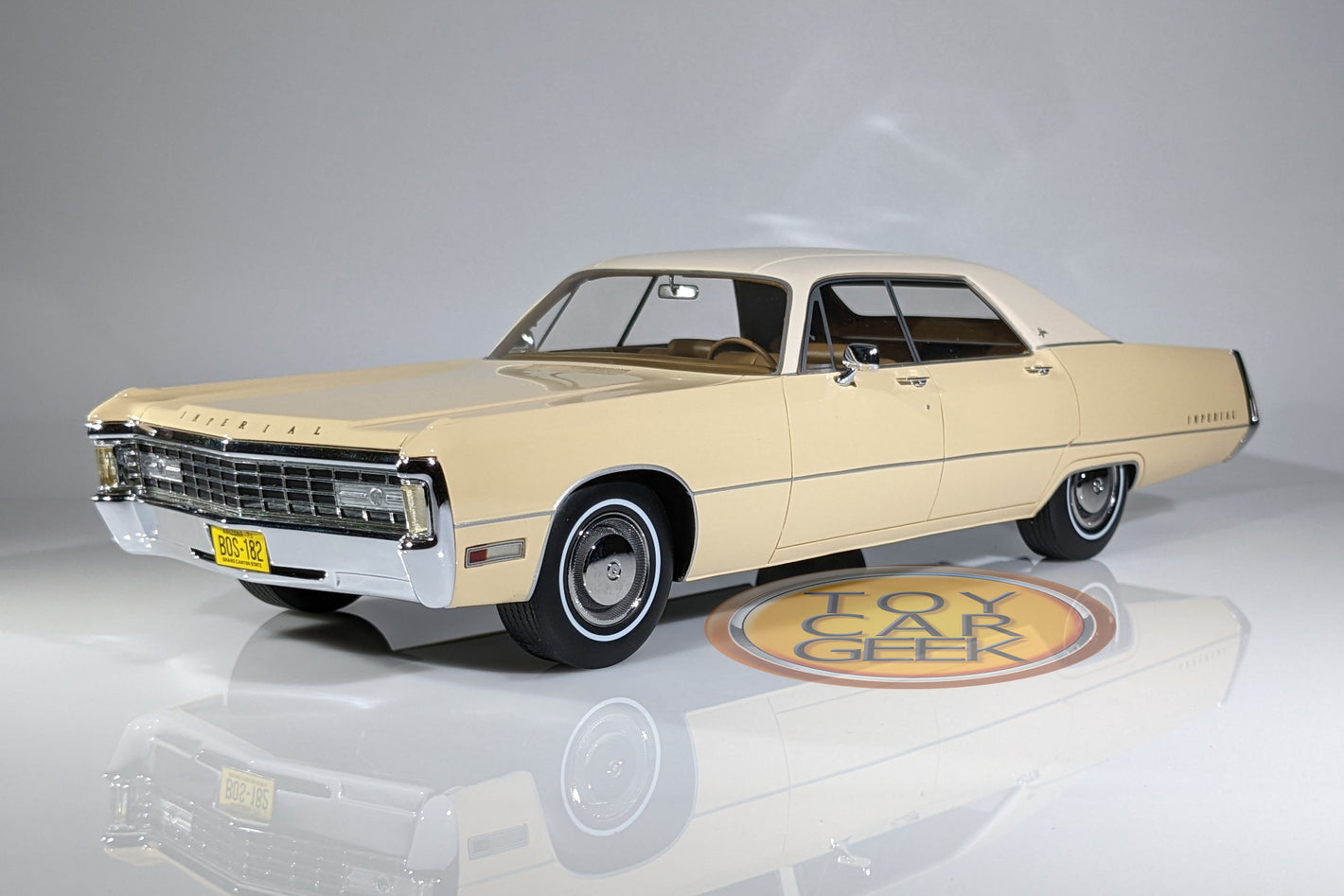 1971 Imperial LeBaron 4DRHT (Pre-Owned)