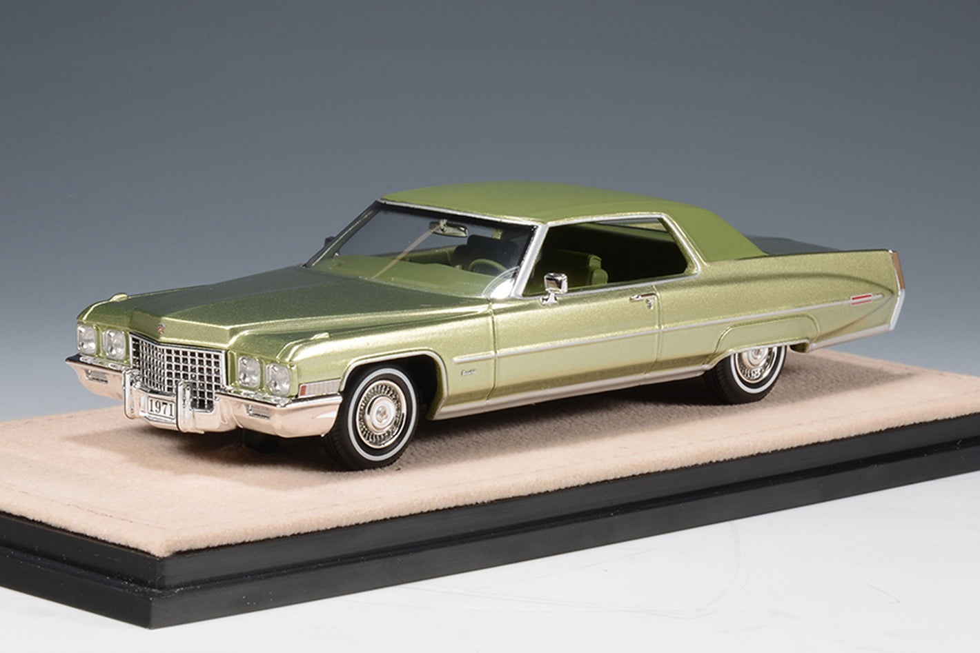 1971 Cadillac Coupe de Ville - Green (Pre-Order)