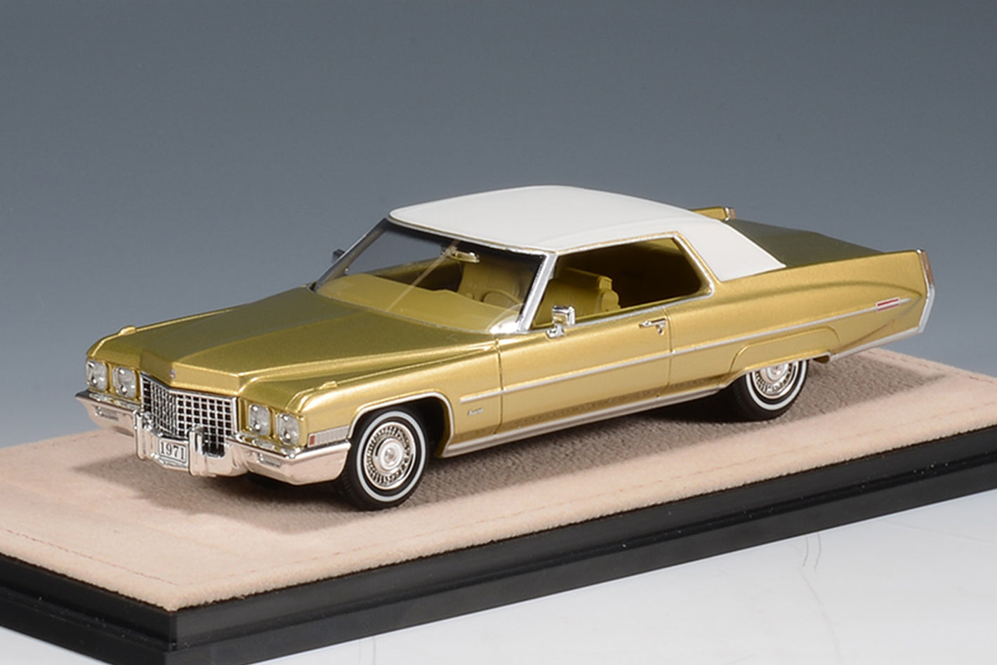 1971 Cadillac Coupe de Ville - Gold (Pre-Order)