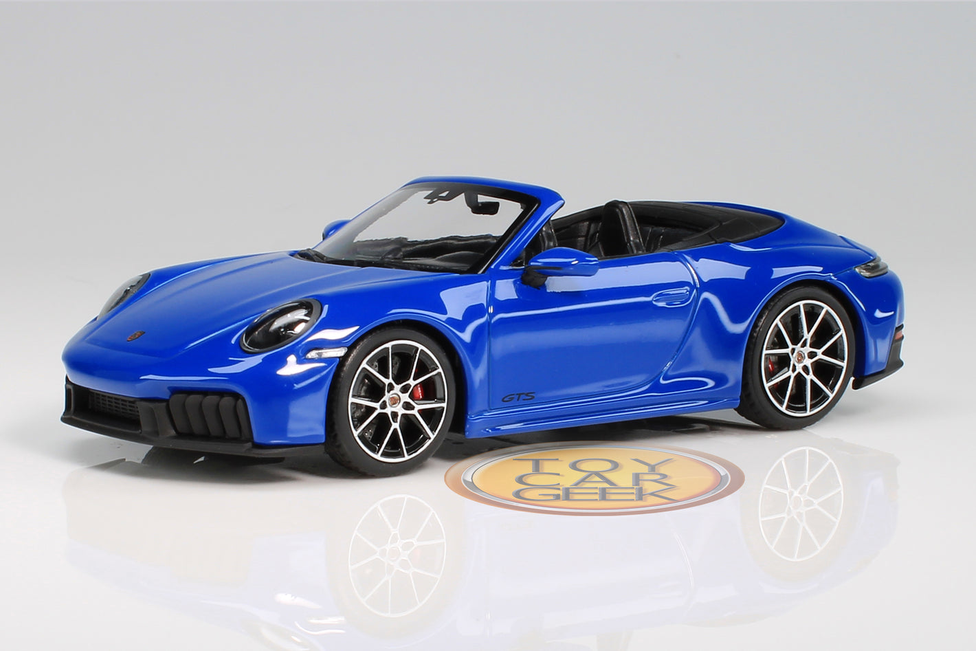 2025 Porsche 911 Carrera GTS Cabrio