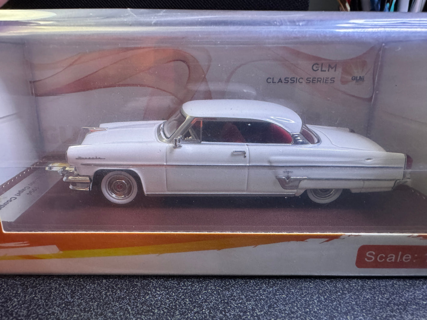 1954 Lincoln Capri - White/White
