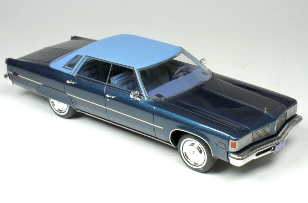 1976 Oldsmobile 98 Regency Sedan