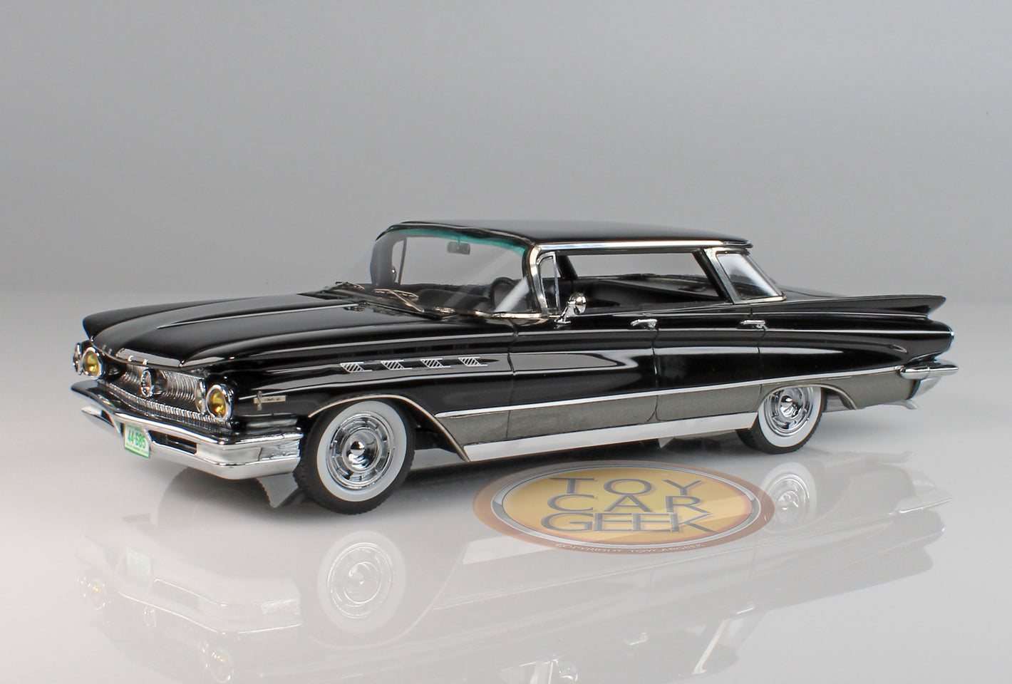 1960 Buick Electra 225 Hardtop Sedan, Black (Pre-Owned)