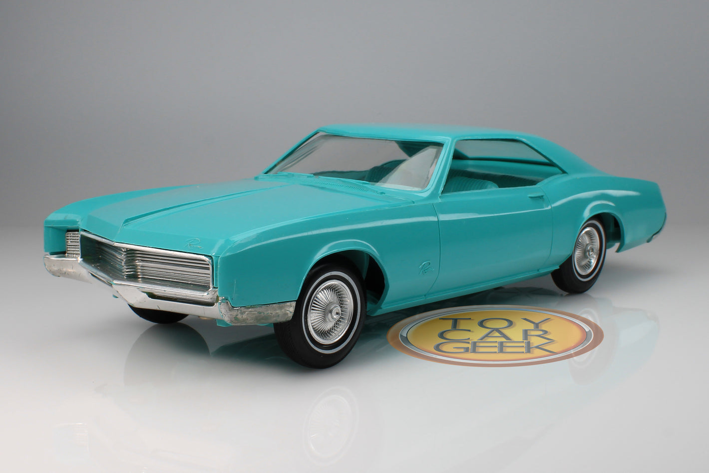 1967 Buick Riviera Friction Promo (Pre-Owned)