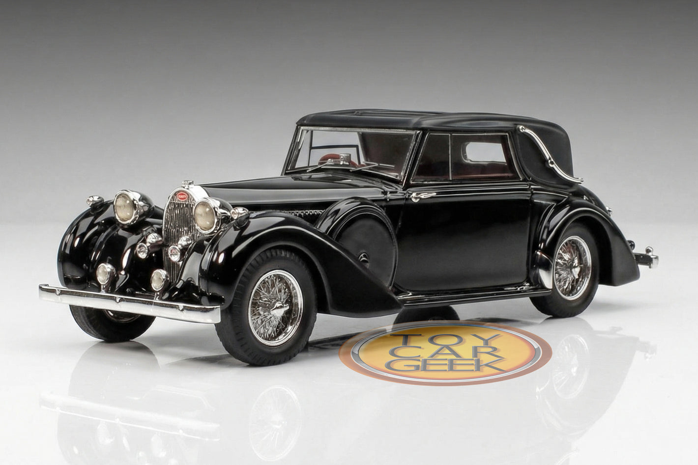 1939 Bugatti T57C Faux Cabriolet Charmaine - Black