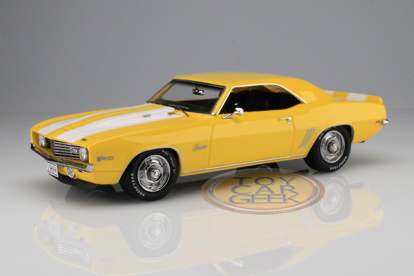 1969 Chevrolet Camaro Z28 - Yellow