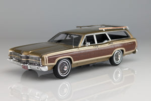 1969 Ford Country Squire - Gold