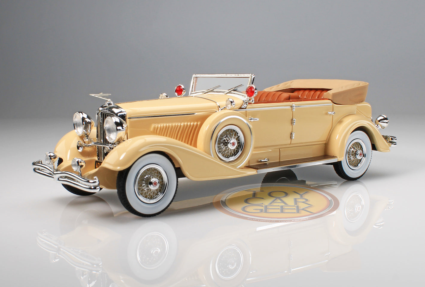 1929 Duesenberg Model J Convertible Berline by Murphy, Open - Light Yellow