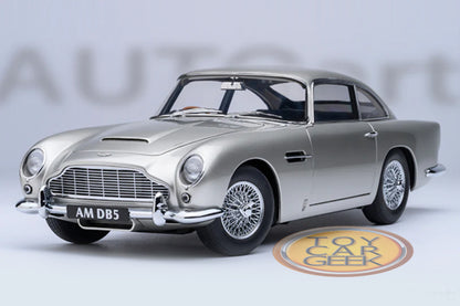 Aston Martin DB5 - Birch Silver