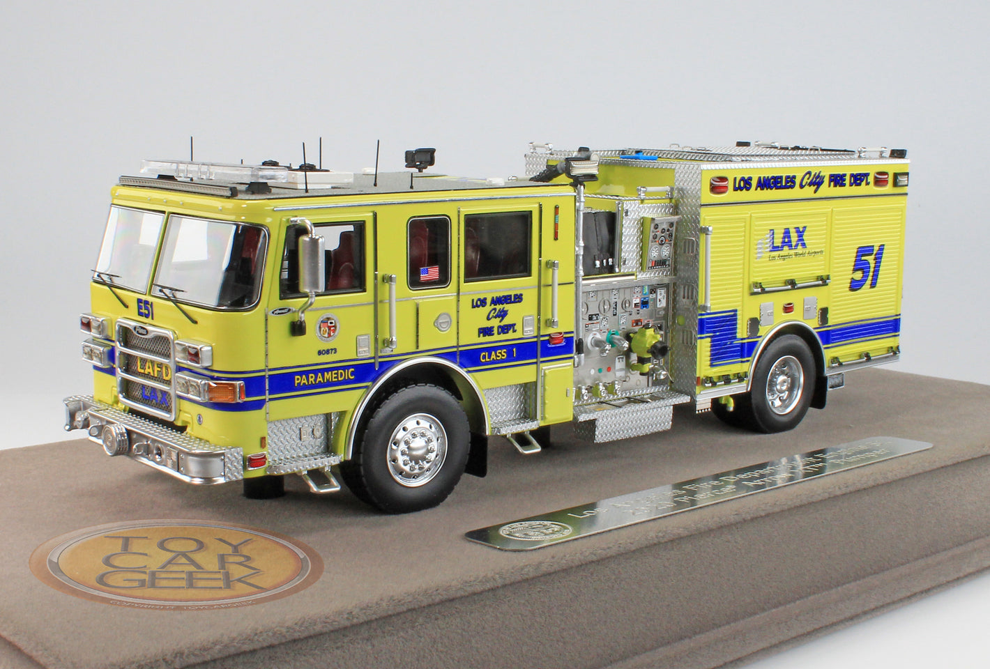 2020 Pierce Arrow XT Pumper LAFD Engine 51 LAX