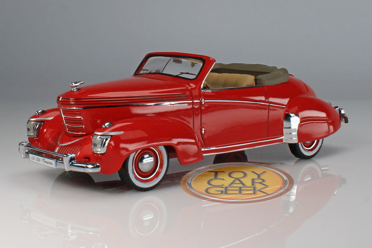 1939 Graham Paige Roadster "Sharknose" (Pre-Owned)