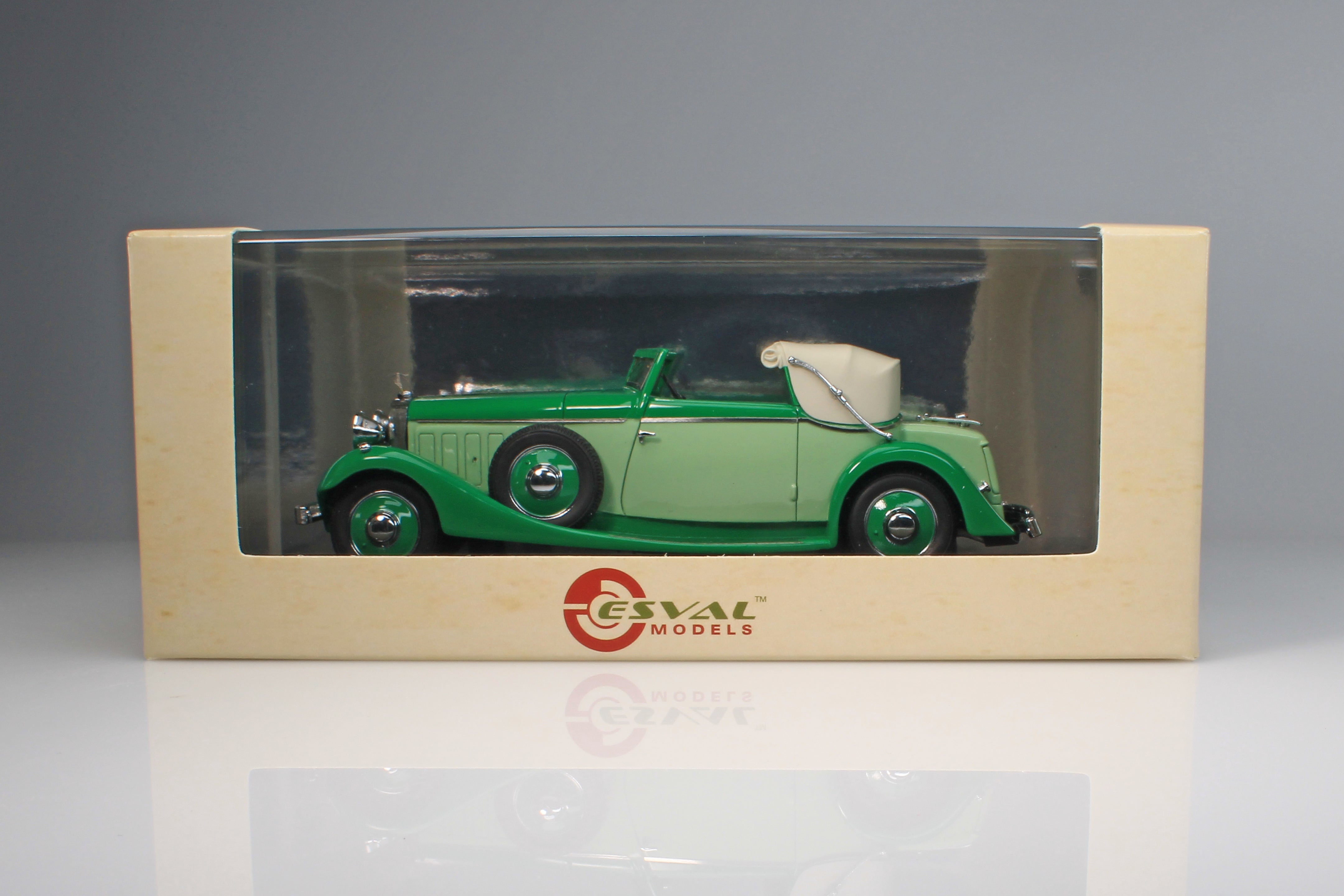 1934 Hispano-Suiza J12 Drophead Coupe - Green