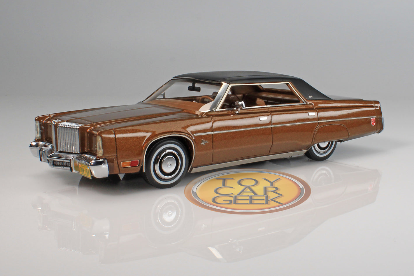 1975 Chrysler Imperial Sedan (Pre-Owned)