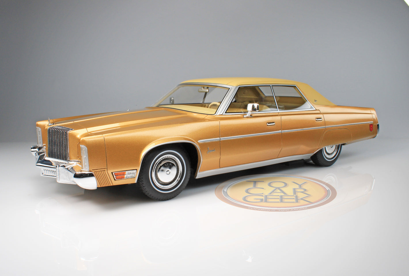 1975 Imperial Le Baron - Gold (Pre-owned)