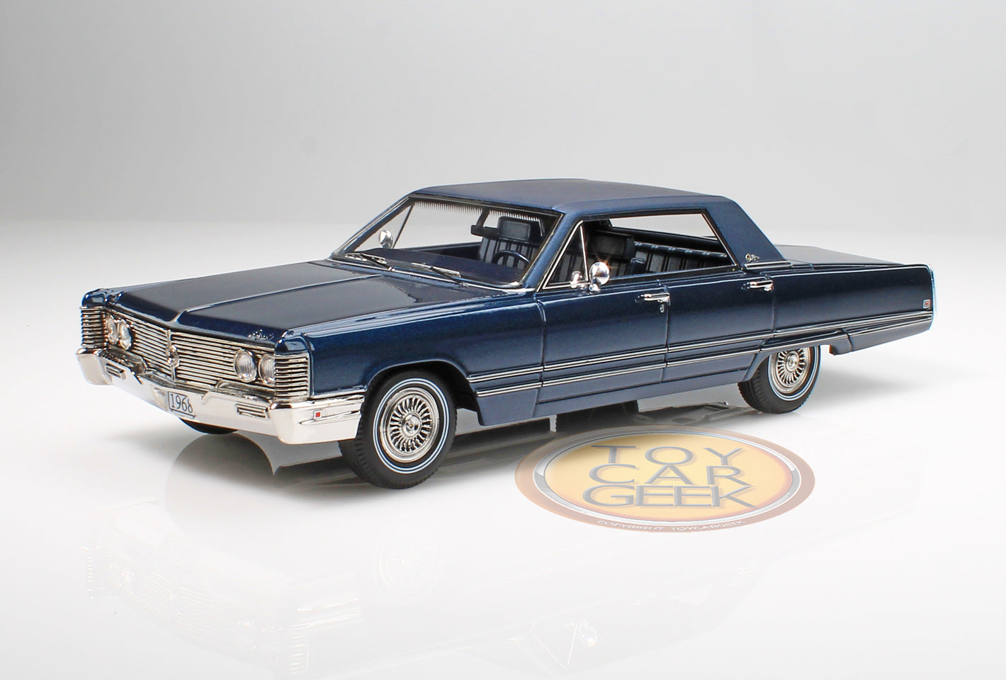 1968 Imperial LeBaron - Consort Blue Metallic