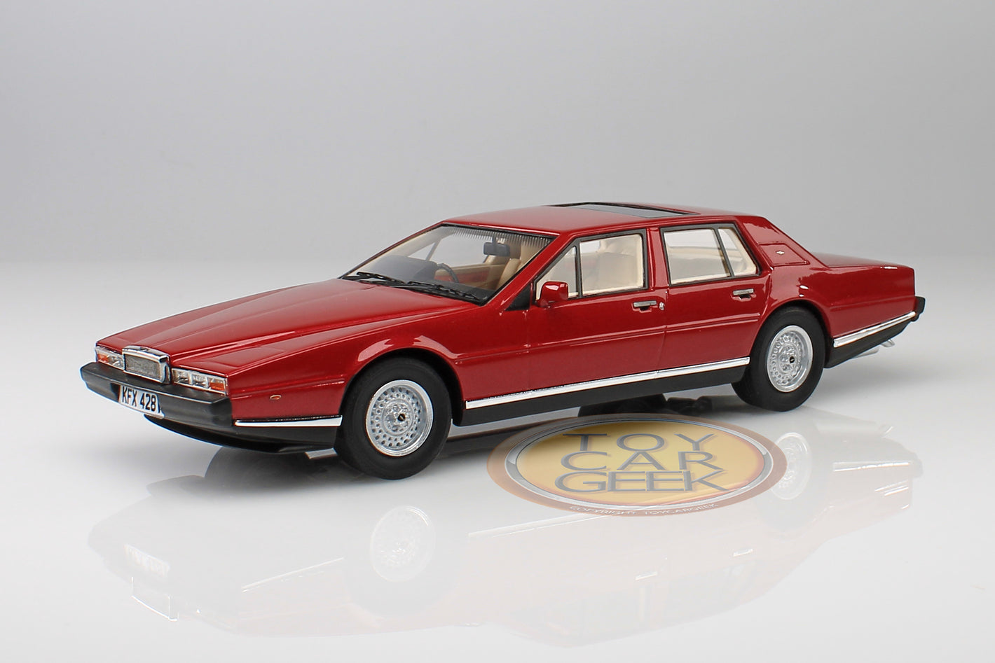 1985 Aston Martin Lagonda S2 - Red