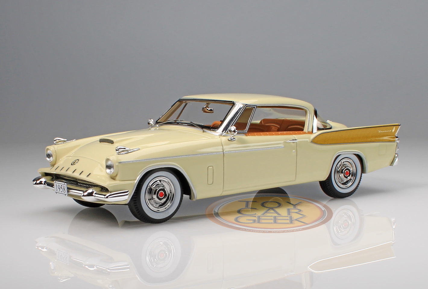 1958 Packard Hawk - Parchment White