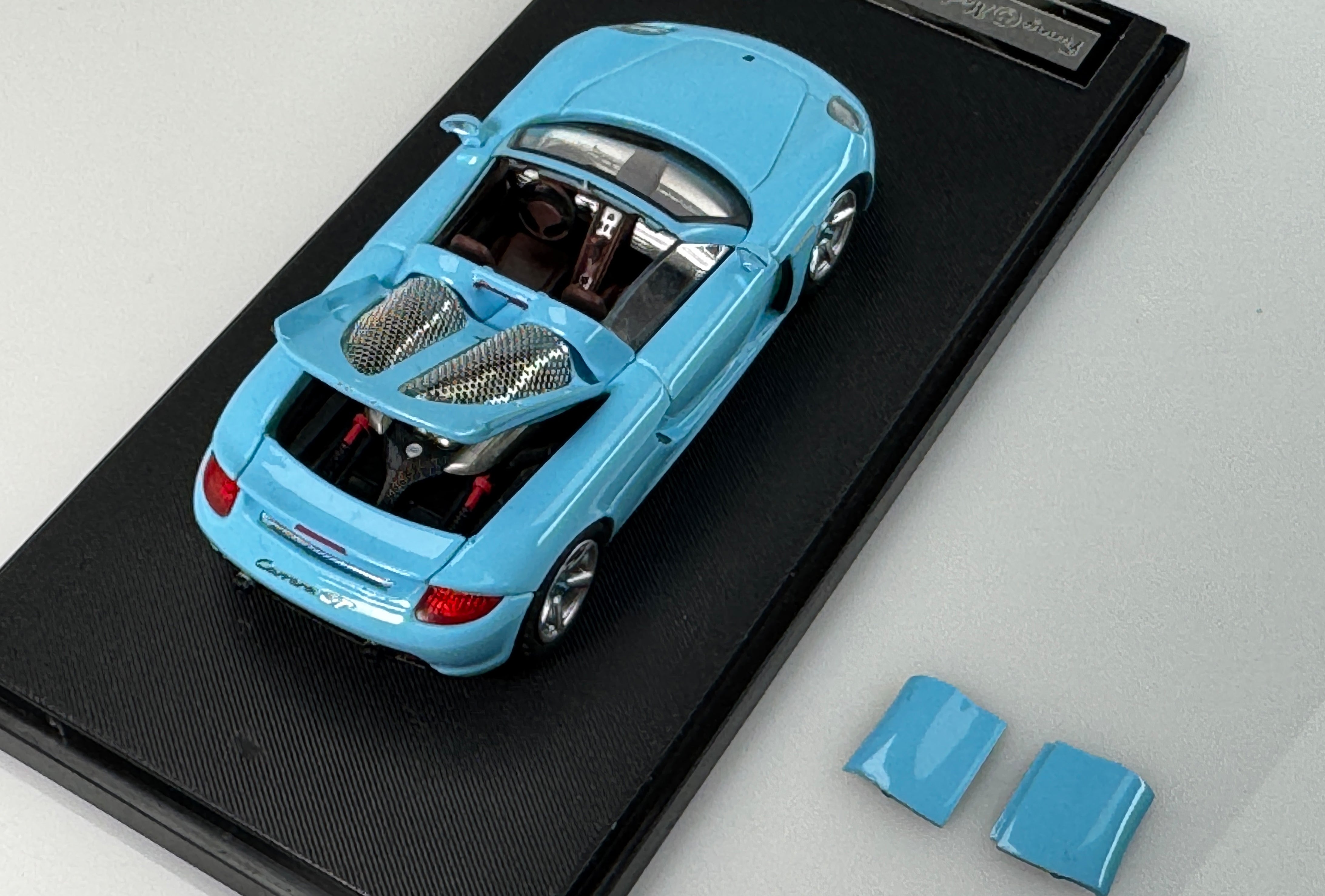 Porsche Carrera GT - Blue