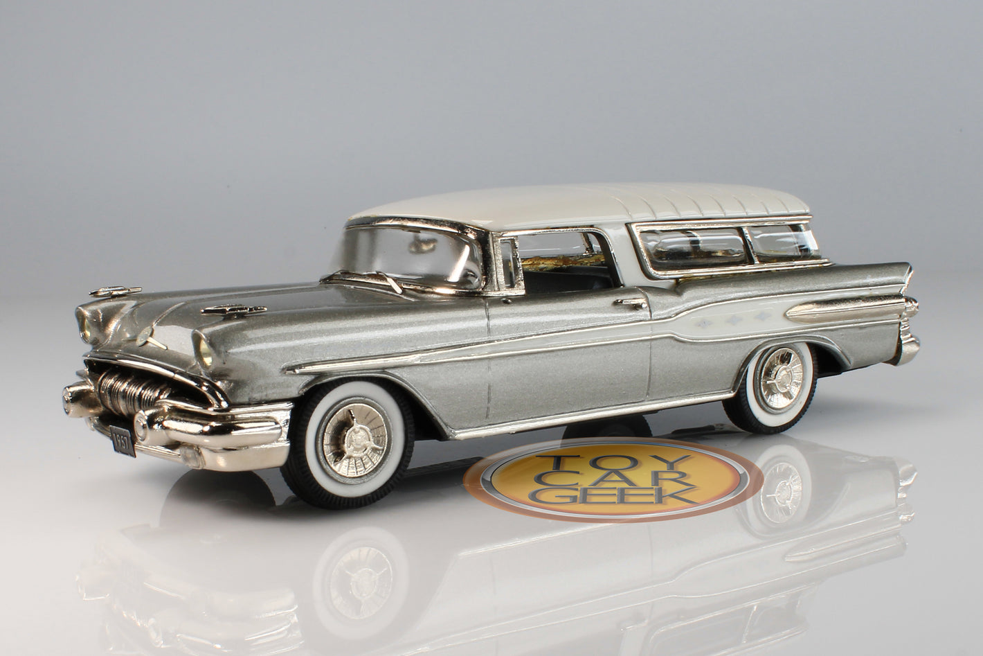 1957 Pontiac Star Chief Safari Station Wagon