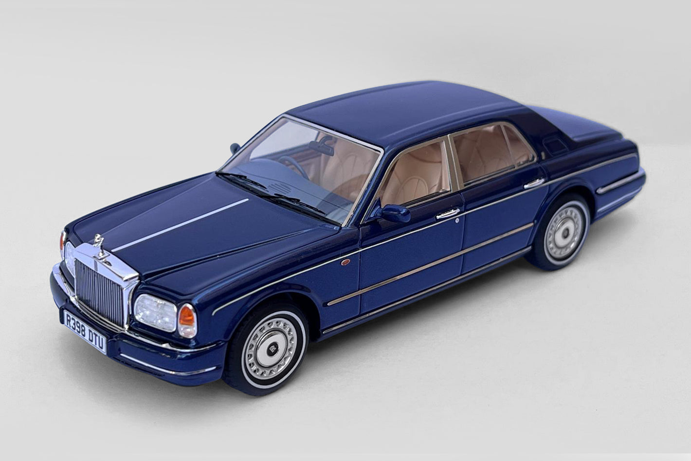 1998-2002 Rolls Royce Silver Seraph (Pre-Order)
