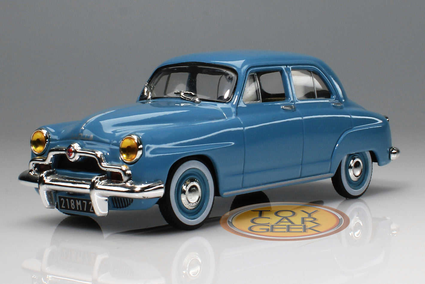 1951 Simca Aronde (Pre-Owned)
