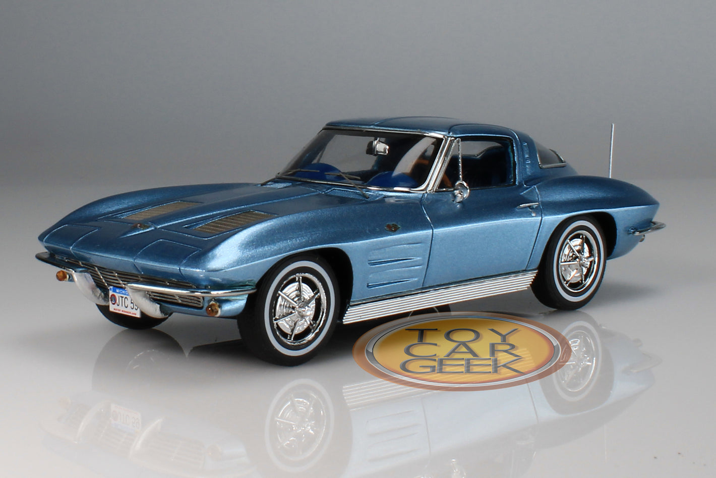 1963 Chevrolet Corvette Stingray Coupe (Pre-Owned)