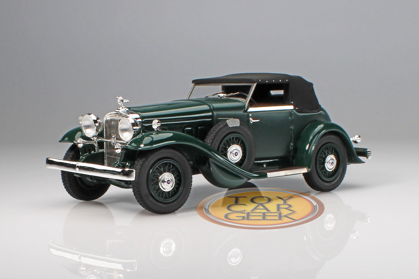 1932 Stutz DV32 Super Bearcat, Closed - Green (Pre-Owned)