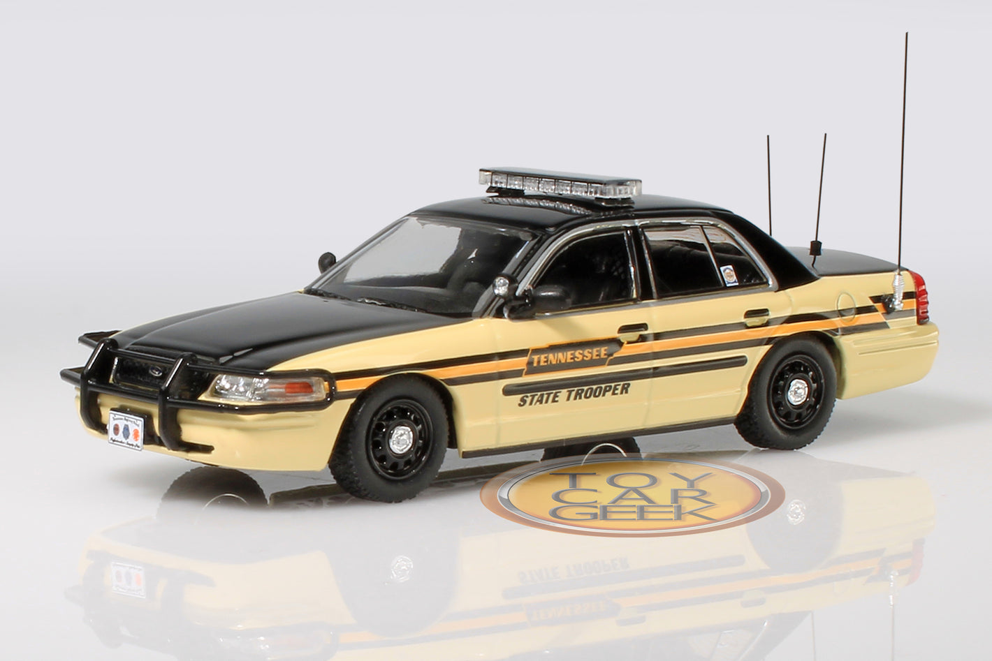 Ford Crown Victoria - Tennessee State Trooper