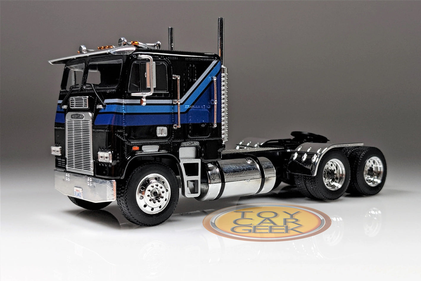 1993 Freightliner FLA (Pre-Owned)